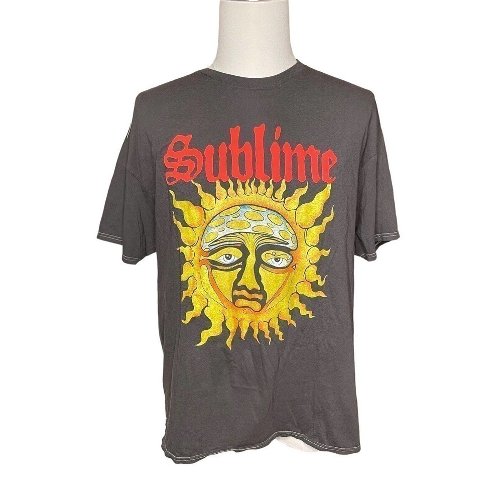 Sublime Charcoal Gray Band Concert Tee Shirt Men’s XL White Contrast Stitching